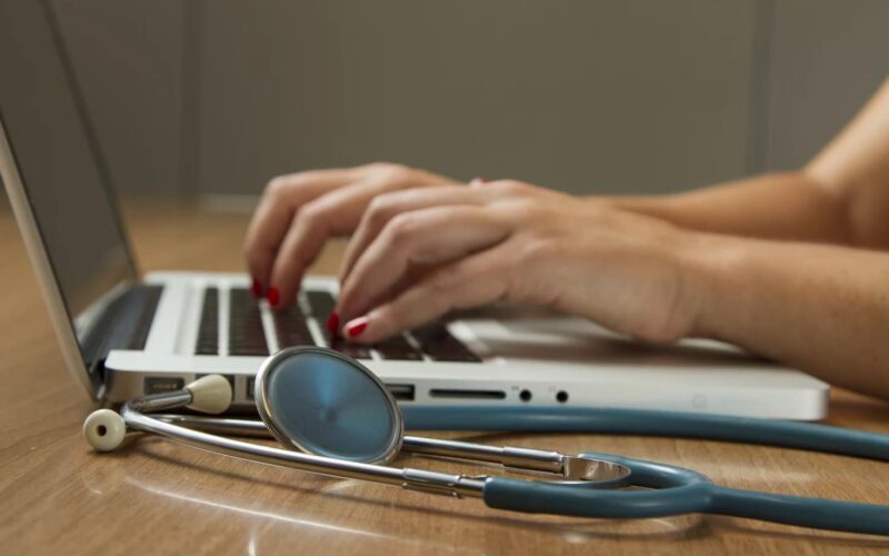 Las mejores estrategias en gestión de transporte para mejorar la programación de ambulancias
