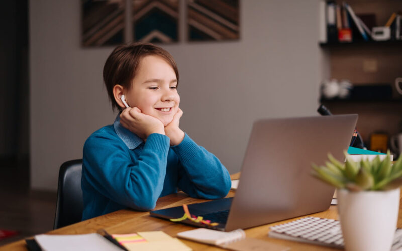 Por qué la inteligencia artificial es la habilidad del futuro para niños y adolescentes